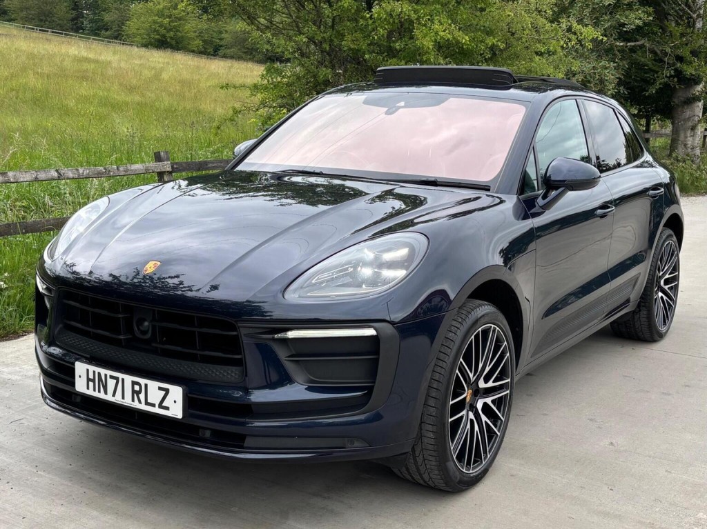 2021 Porsche MACAN